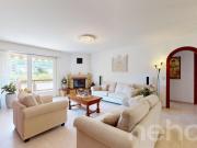 Exclusif Appartement 4.5 pièces avec balcon et jardin...