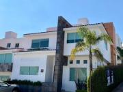 EXCLUSIVA CASA 6TA SECCIÓN LOMAS VERDES