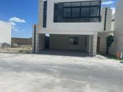 Exclusiva Casa al Norte: Amplios Espacios y Excelentes...