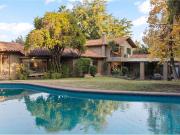 Exclusiva casa colonial en Lo Barnechea