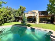 EXCLUSIVA CASA CON GRAN TERRENO EN SANTUARIO DEL VALLE