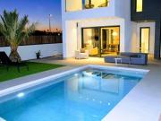 Exclusiva casa de 168 m2 en venta La Marina, Comunidad...