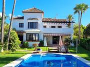 Exclusiva casa de 647 m2 en venta El Rosario, Marbella,...