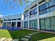 Exclusiva casa de campo en venta Copacabana,...