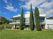 Exclusiva casa de campo en venta Copacabana,...