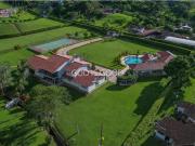 Exclusiva casa de campo en venta Girardota, Colombia