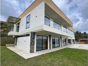 Exclusiva casa de campo en venta Guarne, Colombia