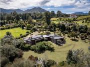 Casa de campo de alto standing de 3 dormitorios en venta...