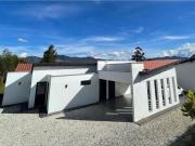Exclusiva casa de campo en venta La Ceja, Departamento...