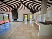 Casa de campo de alto standing de 4 dormitorios en venta...