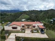 Exclusiva casa de campo en venta Retiro, Departamento de...