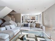 Exclusiva casa de diseño en primera línea de mar con...