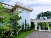 EXCLUSIVA CASA DE LUJO EN SAFARI CONTRY