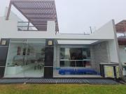 Exclusiva Casa de Playa en Casa Club Farallones Asia Cañete