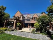 EXCLUSIVA CASA EL GOLF DE MANQUEHUE