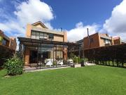 Exclusiva casa en arriendo en Hacienda Fontanar