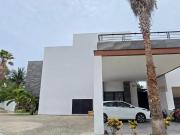 Exclusiva casa en esquina de 4 habitaciones en VillaMagna