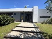 EXCLUSIVA CASA EN FINCAS DEL SUR 2