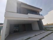 Exclusiva Casa en Gran Reserva Lomas Angelopolis con...