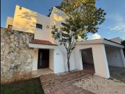 | Exclusiva casa en renta dentro de una excelente zona...