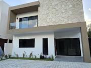 EXCLUSIVA CASA EN VENTA A ESTRENAR EN VIA CUMBRES