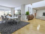 Exclusiva casa en venta con piscina privada en Sant...