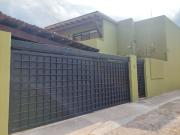 EXCLUSIVA CASA EN ZONA TRANQUILA