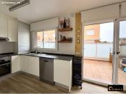 Exclusiva casa esquinera de alto standing en el corazón...