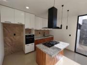 EXCLUSIVA CASA NUEVA EN RANCHO SANTA MONICA