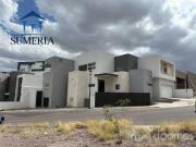 EXCLUSIVA CASA NUEVA EN VISTAS DE LAS LOMAS