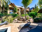 Exclusiva casa Provenzal en Punta de Aguila