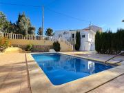 Exclusiva Casa Reformada con Piscina Privada y Parcela...