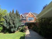 EXCLUSIVA CASA SECTOR MALL LOS TRAPENSES