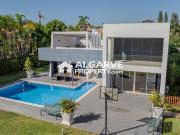 Exclusiva Moradia V5 no Campo de Golfe em Vilamoura,...