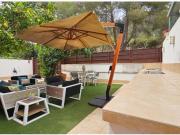 Exclusiva planta baja con jardín privado a 500 metros...