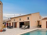 Exclusiva propiedad con vistas al mar, historia y lujo:...