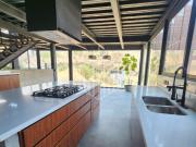 EXCLUSIVA RESIDENCIA EN MONCAYO BOSQUE ESMERALDA 5...