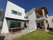 CASA EN VENTA en Vista Real Gran OPORTUNIDAD!