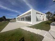 Exclusiva Villa 700M2 Parcelas Una Planta Junto Golf La...
