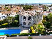 Exclusiva Villa / Chalet de 180 m2 en venta en...
