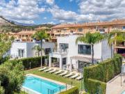 Exclusiva Villa / Chalet de 351 m2 en venta en Estepona,...