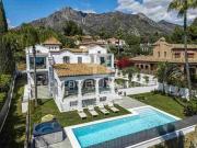 Exclusiva Villa / Chalet de 461 m2 en venta en Marbella,...