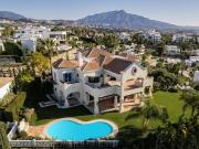 Exclusiva Villa / Chalet de 530 m2 en venta en Marbella,...