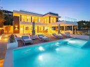 Exclusiva Villa / Chalet de 556 m2 en venta en Nueva...