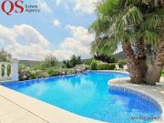 Exclusiva Villa / Chalet de 622 m2 en venta en Romanyà...