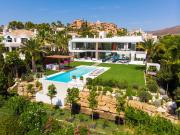 Villa / Chalet de lujo 589 m2 en alquiler, Nueva...