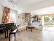 Exclusiva Villa / Chalet en venta Castelldefels, España