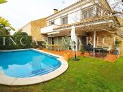 Exclusiva Villa / Chalet en venta Sitges, Cataluña