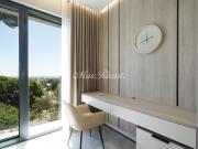 Exclusiva villa con vistas al mar en Castelldefels