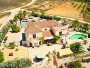 Exclusiva villa de 7 dormitorios en venta en Barbarroja...